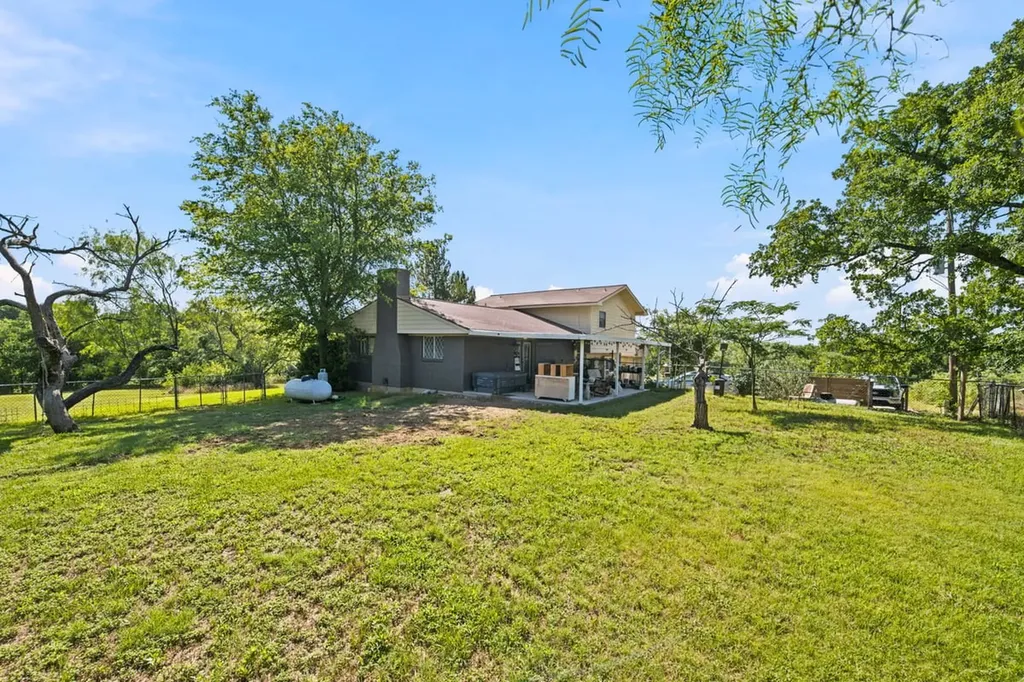 244 Oak Hill Loop Whitney TX 76692