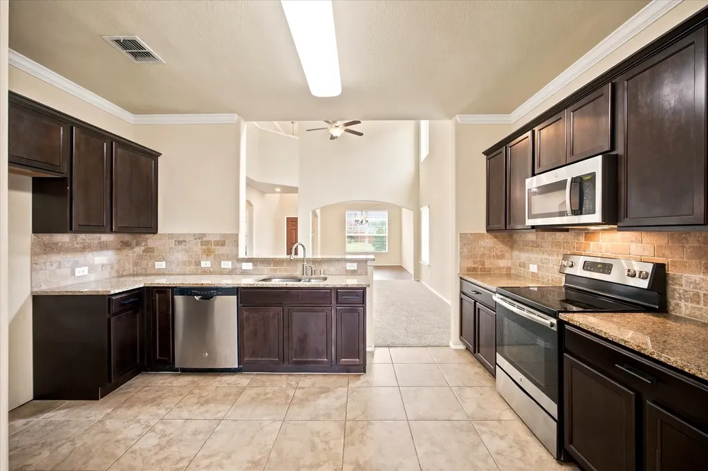 3015 Cassinia Parkway Heartland TX 75126