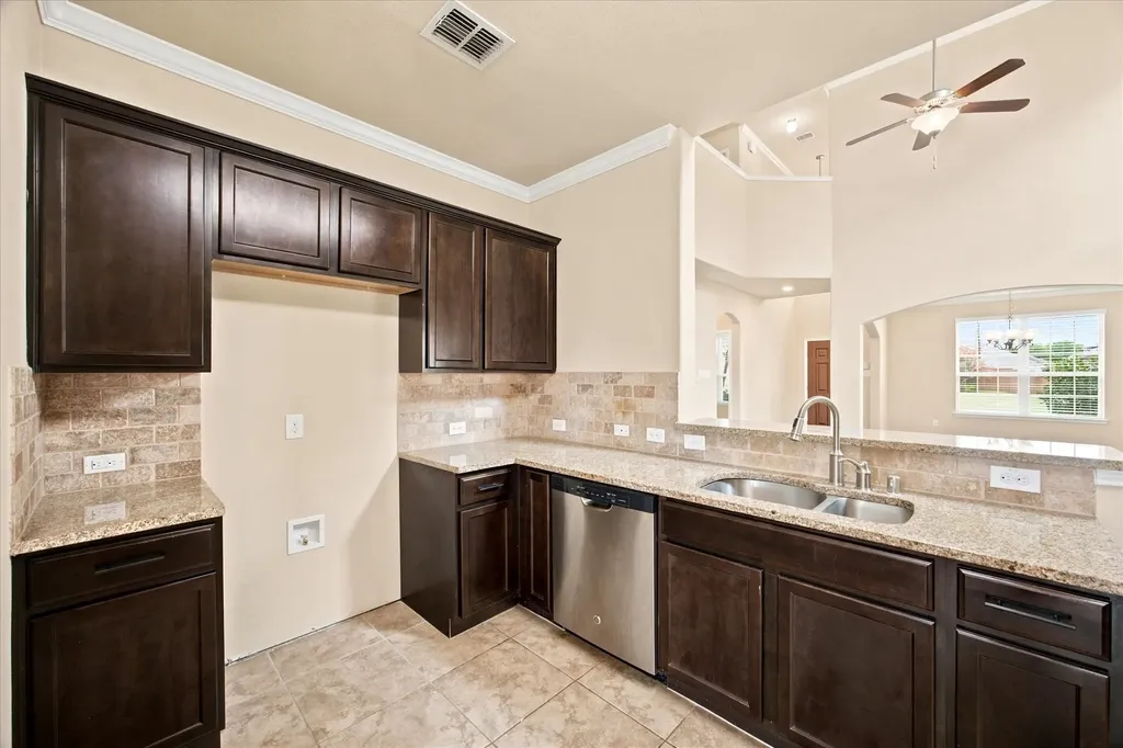 3015 Cassinia Parkway Heartland TX 75126