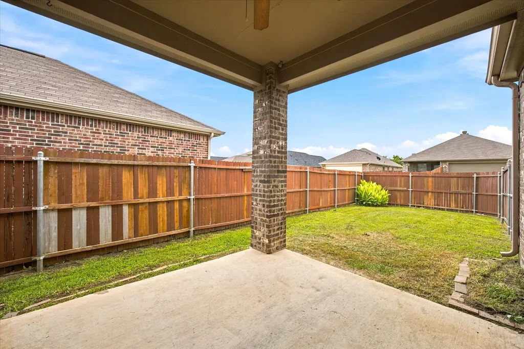 3015 Cassinia Parkway Heartland TX 75126