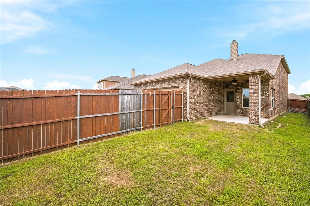 3015 Cassinia Parkway Heartland TX 75126