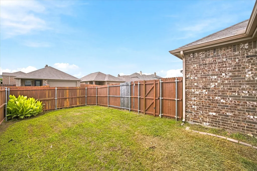 3015 Cassinia Parkway Heartland TX 75126