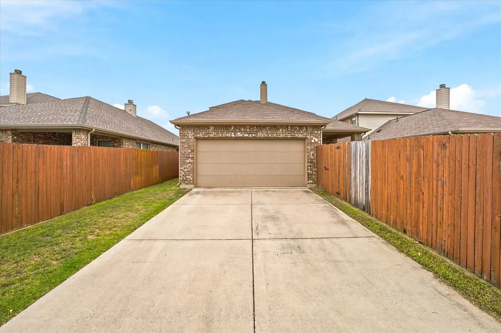3015 Cassinia Parkway Heartland TX 75126