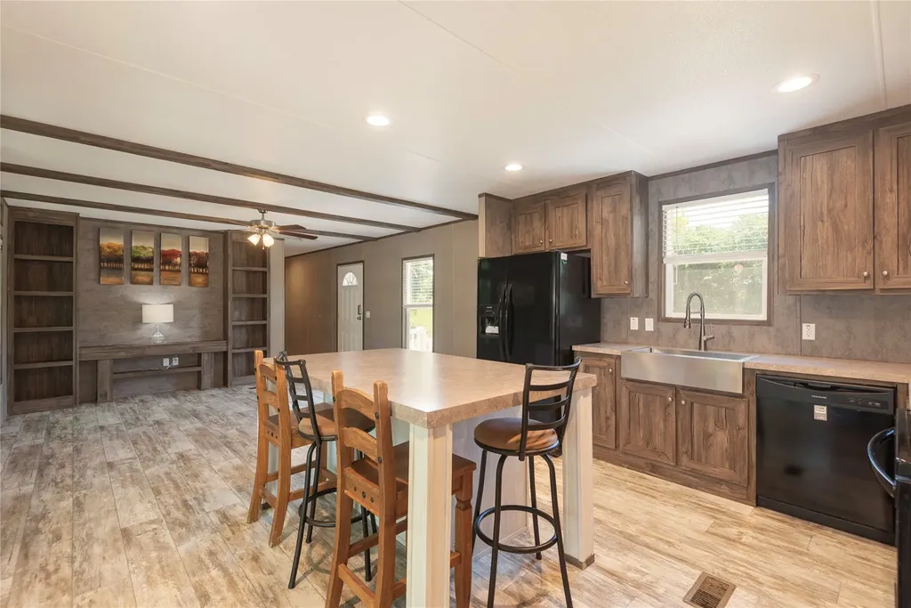 3161 S Fm 1752 Savoy TX 75479