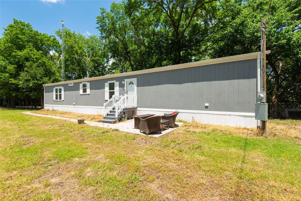 3161 S Fm 1752 Savoy TX 75479