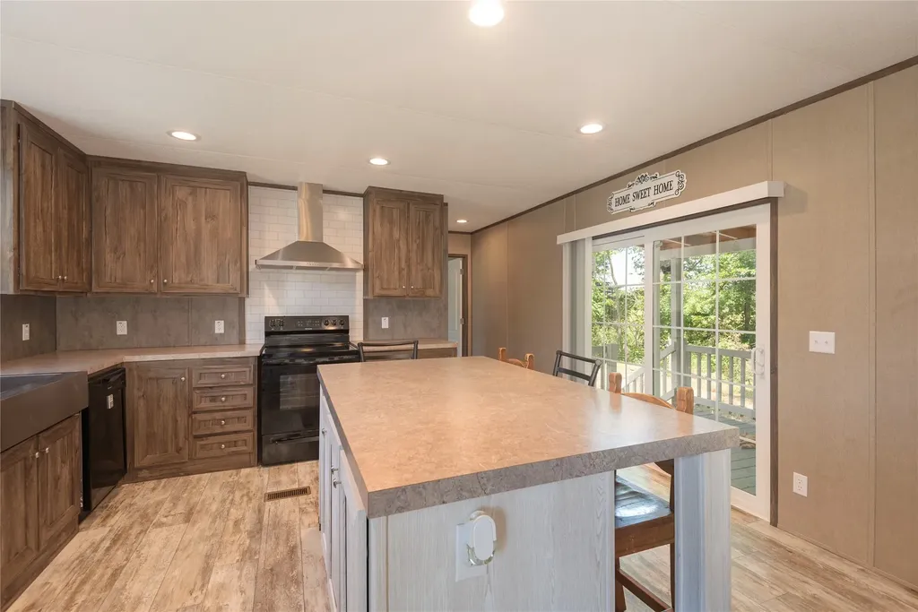 3161 S Fm 1752 Savoy TX 75479