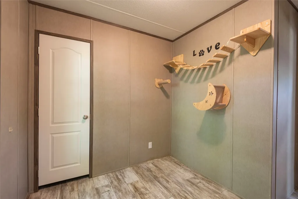 3161 S Fm 1752 Savoy TX 75479