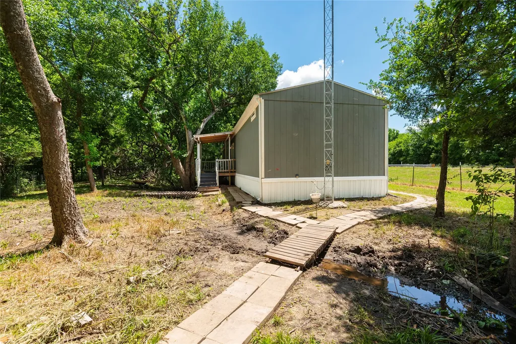 3161 S Fm 1752 Savoy TX 75479