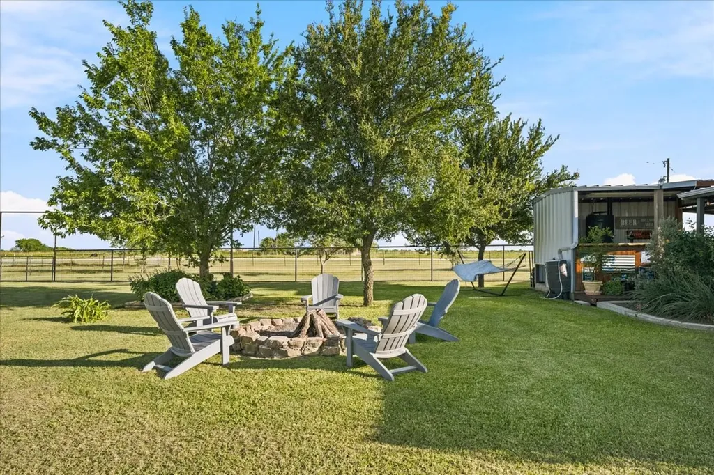 2951 Fm 936 Hubbard TX 76648