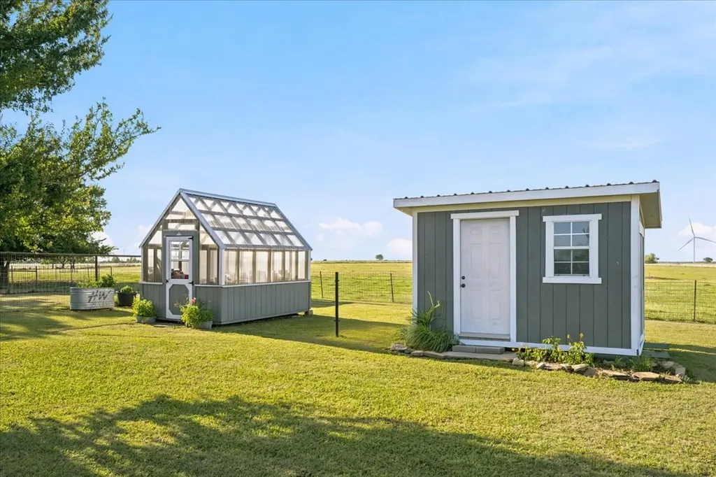 2951 Fm 936 Hubbard TX 76648
