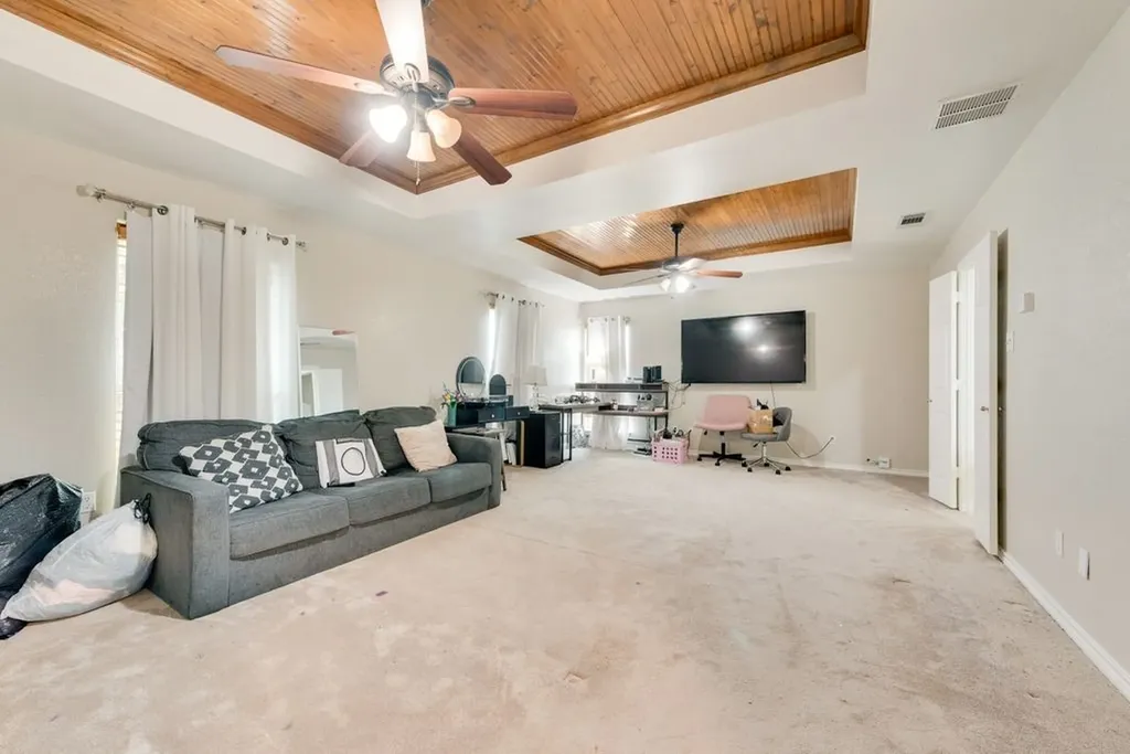 912 Summer Hill Lane Red Oak TX 75154