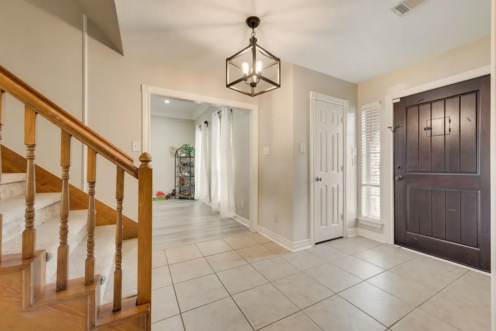 912 Summer Hill Lane Red Oak TX 75154