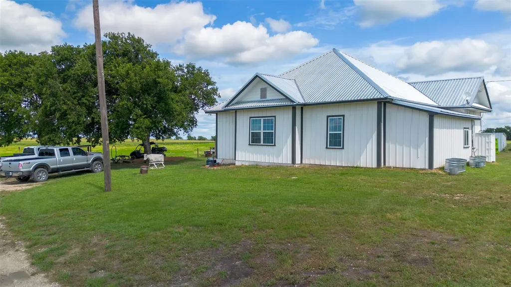 536 Hcr 3244 Penelope TX 76676