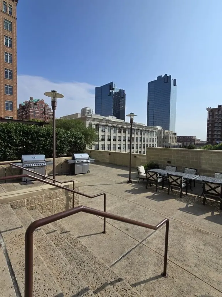 500 Throckmorton Street Fort Worth TX 76102