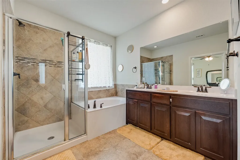 2505 Lavender Lane Glenn Heights TX 75154
