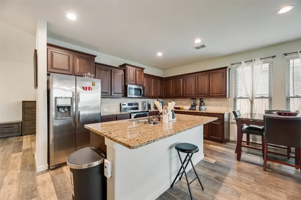 2505 Lavender Lane Glenn Heights TX 75154