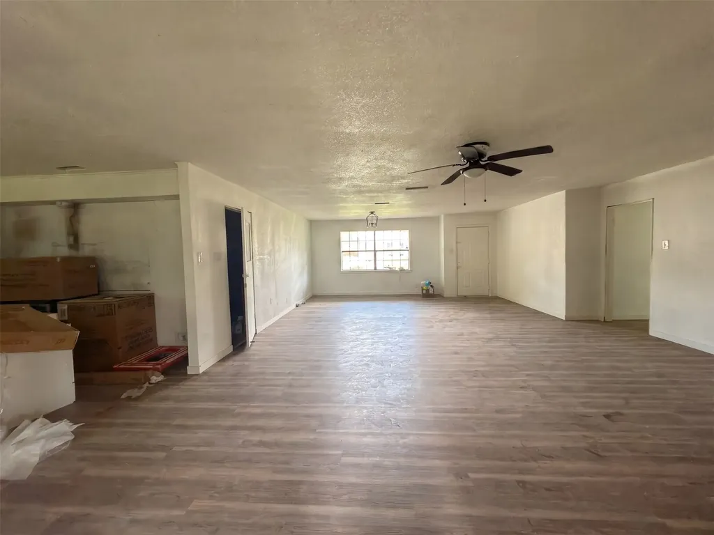 304 Harriett Street Longview TX 75605