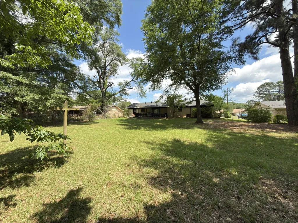 304 Harriett Street Longview TX 75605