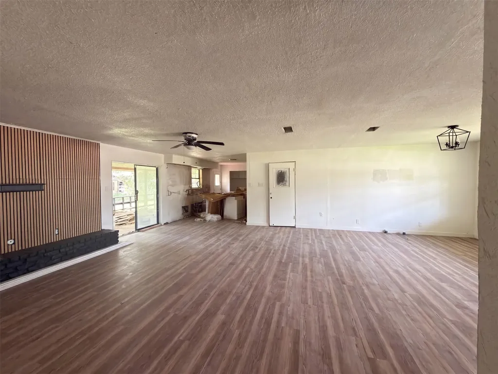 304 Harriett Street Longview TX 75605
