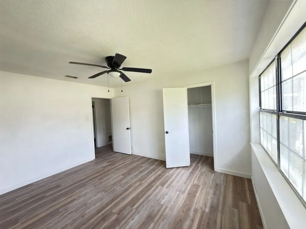 304 Harriett Street Longview TX 75605