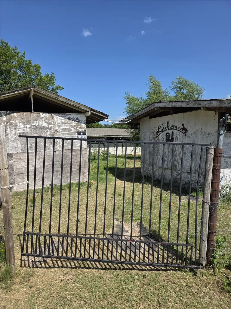 3719 Private Road 3843 Road Quinlan TX 75474