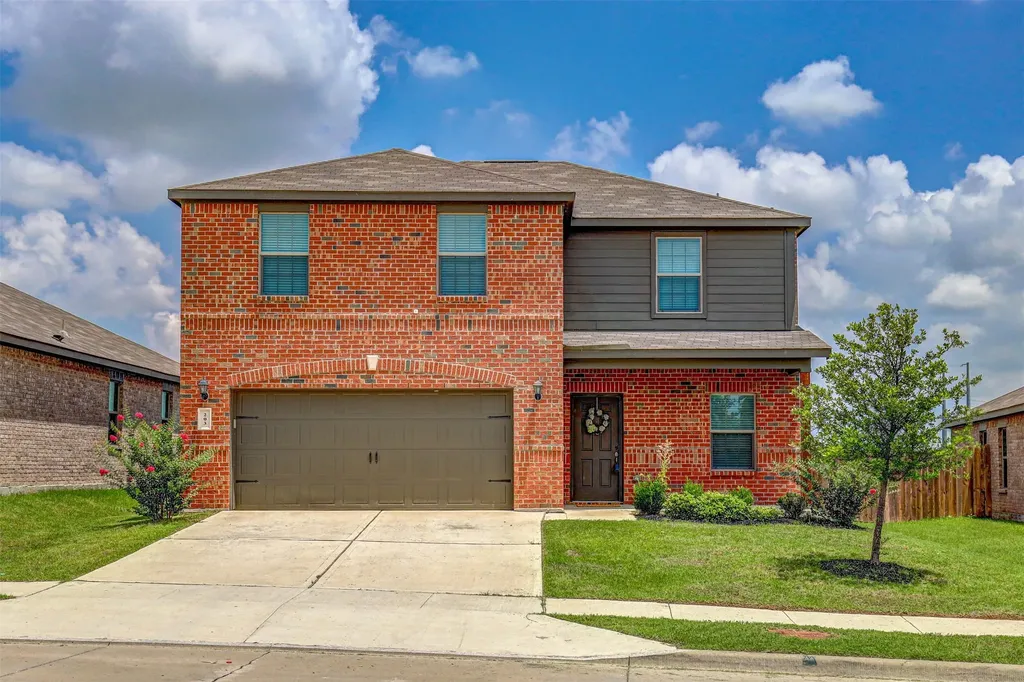 203 Drifter Drive Newark TX 76071