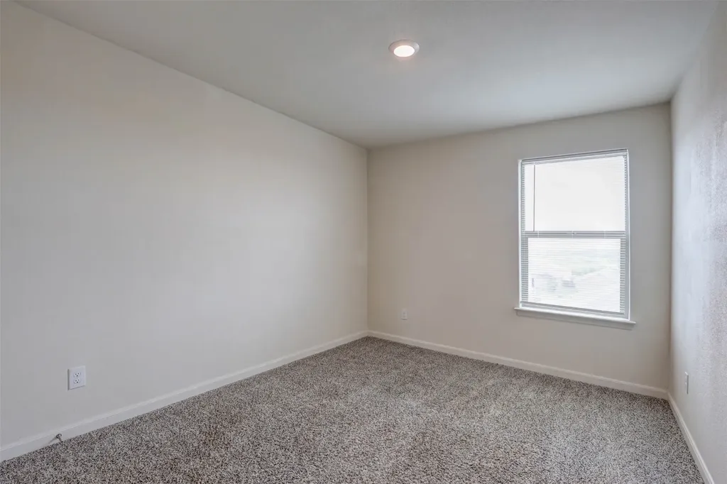 203 Drifter Drive Newark TX 76071