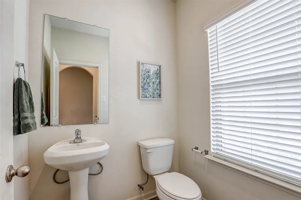 203 Drifter Drive Newark TX 76071