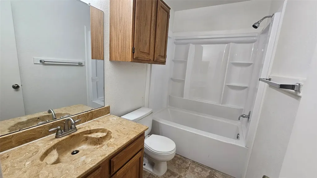 550 E Windsor Avenue Denton TX 76209