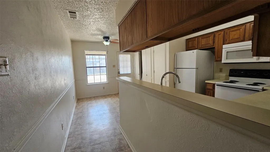 550 E Windsor Avenue Denton TX 76209