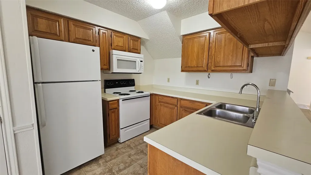 550 E Windsor Avenue Denton TX 76209