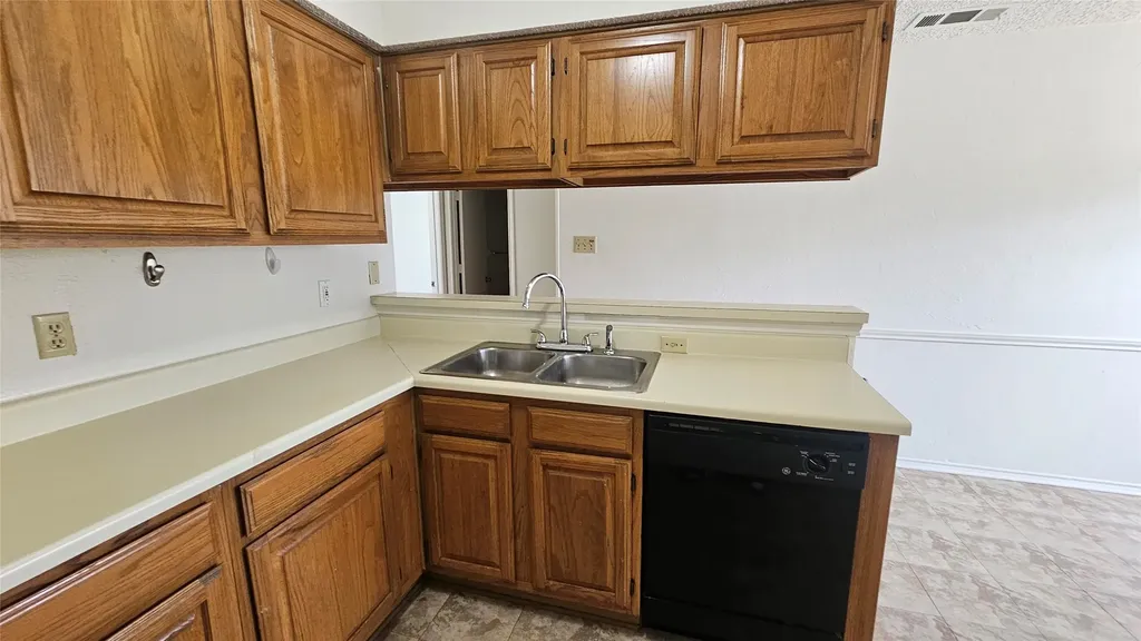 550 E Windsor Avenue Denton TX 76209