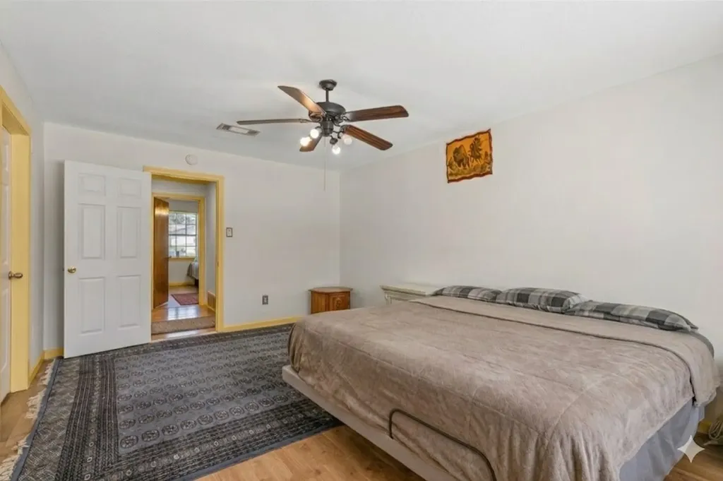 100 Countryside Drive Arlington TX 76014