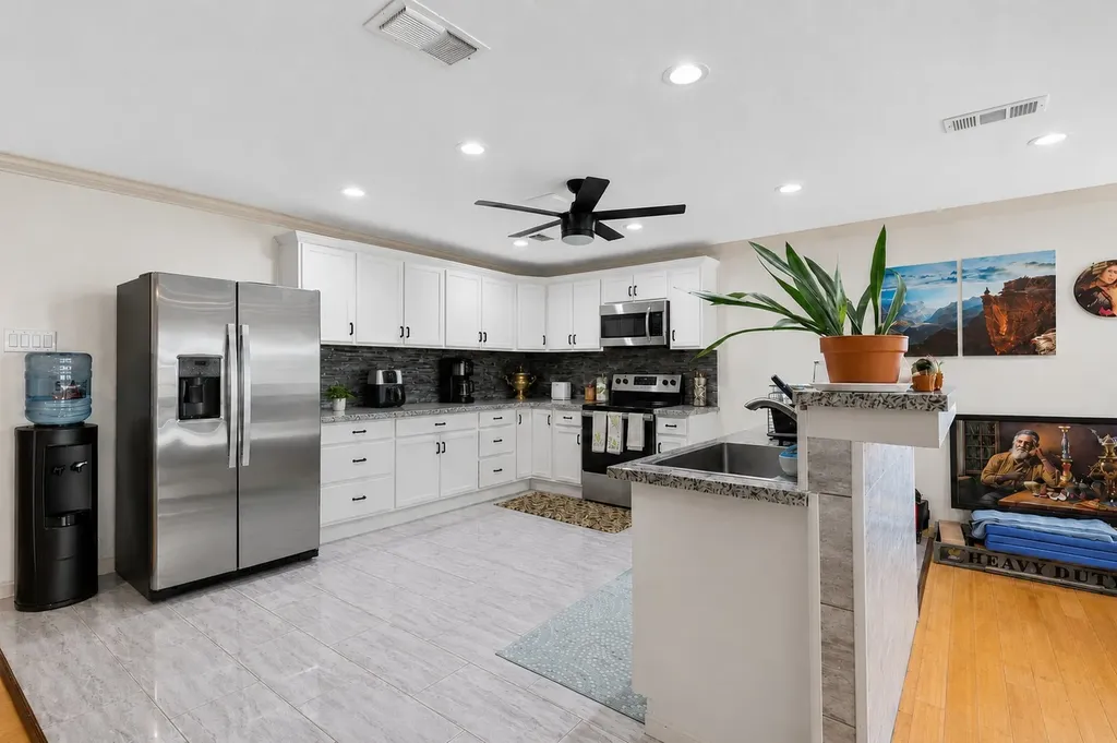 100 Countryside Drive Arlington TX 76014