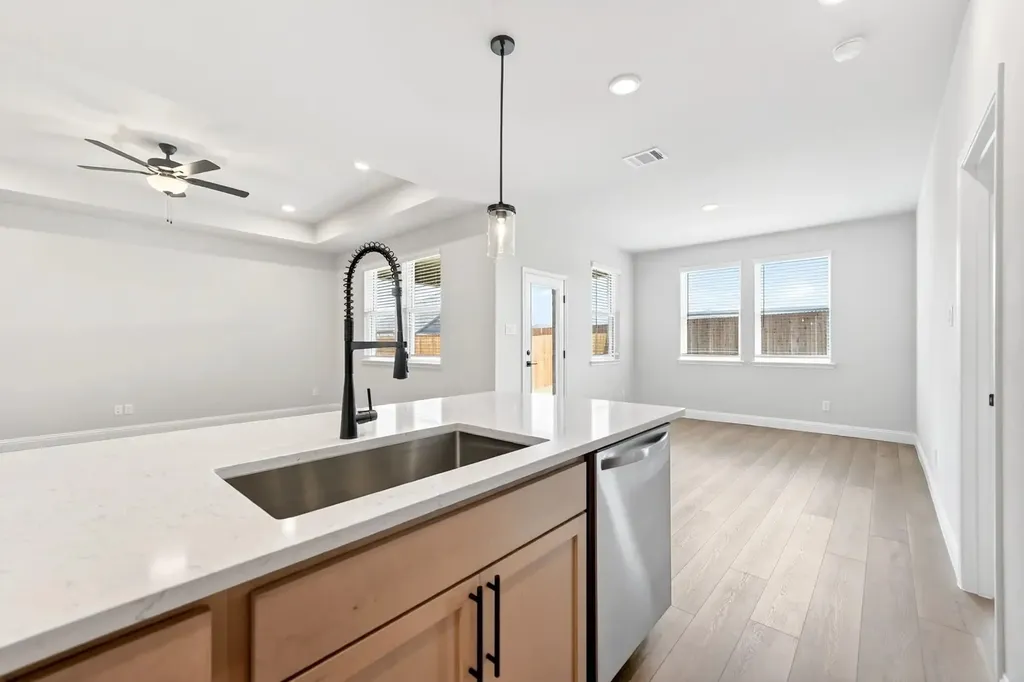3525 Kemp Drive Heartland TX 75126
