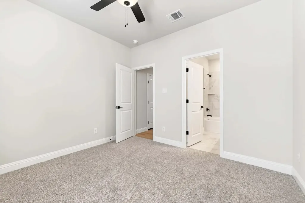 3525 Kemp Drive Heartland TX 75126