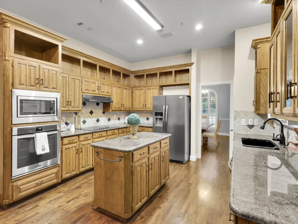3204 Tranquility Drive Arlington TX 76016