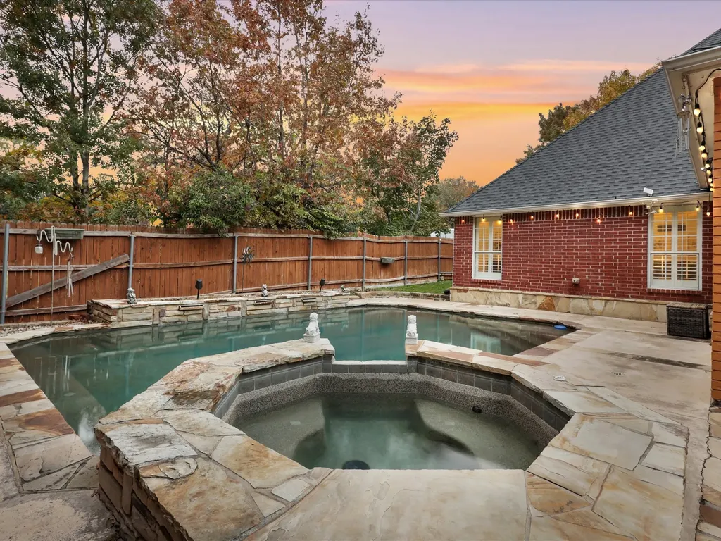 3204 Tranquility Drive Arlington TX 76016