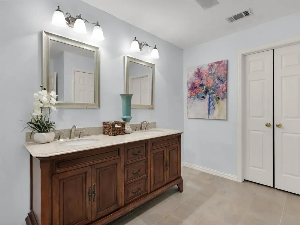 3204 Tranquility Drive Arlington TX 76016