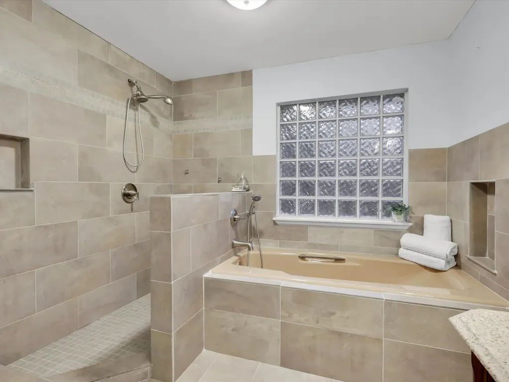 3204 Tranquility Drive Arlington TX 76016