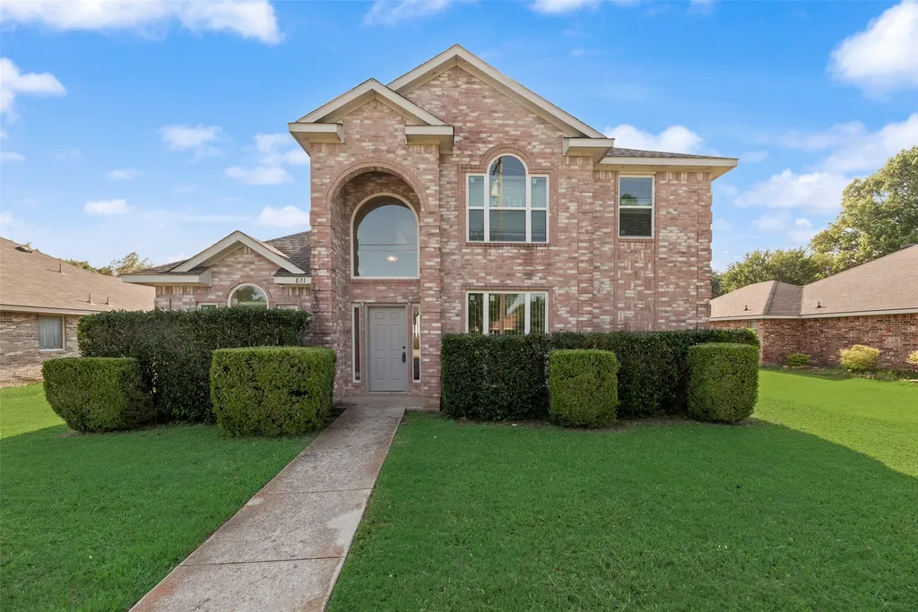 821 S Parks Drive Desoto TX 75115