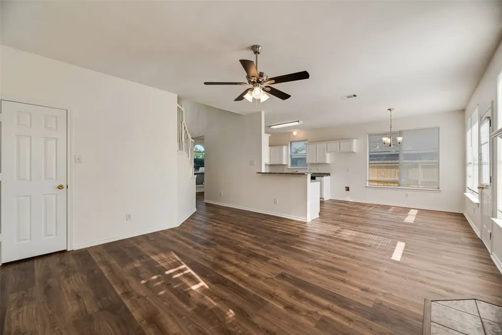 821 S Parks Drive Desoto TX 75115
