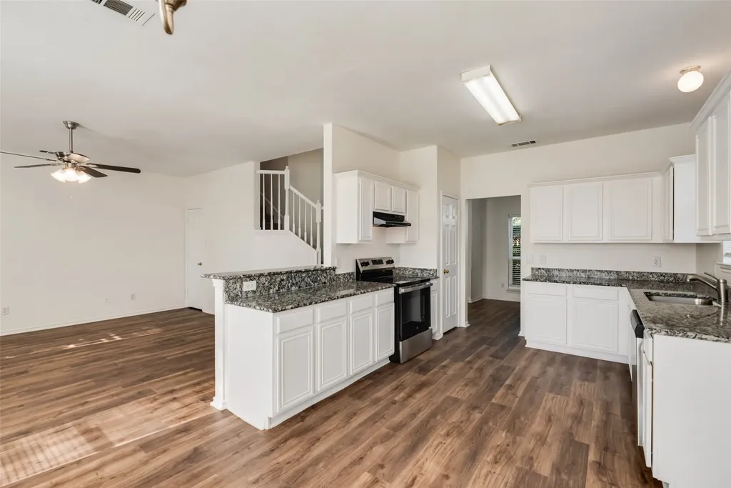 821 S Parks Drive Desoto TX 75115