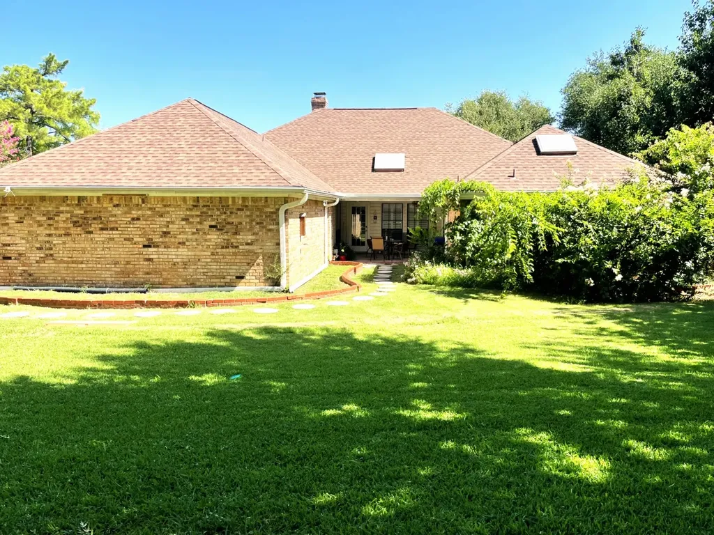 6614 Winding Rose Trail Dallas TX 75252