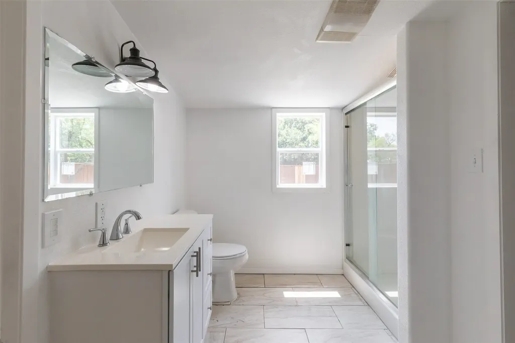 320 S 12th Street Hawley TX 79525
