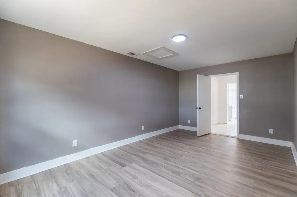 320 S 12th Street Hawley TX 79525