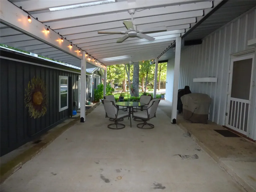 80 Louisiana Avenue Pottsboro TX 75076