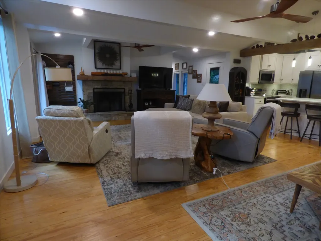 80 Louisiana Avenue Pottsboro TX 75076