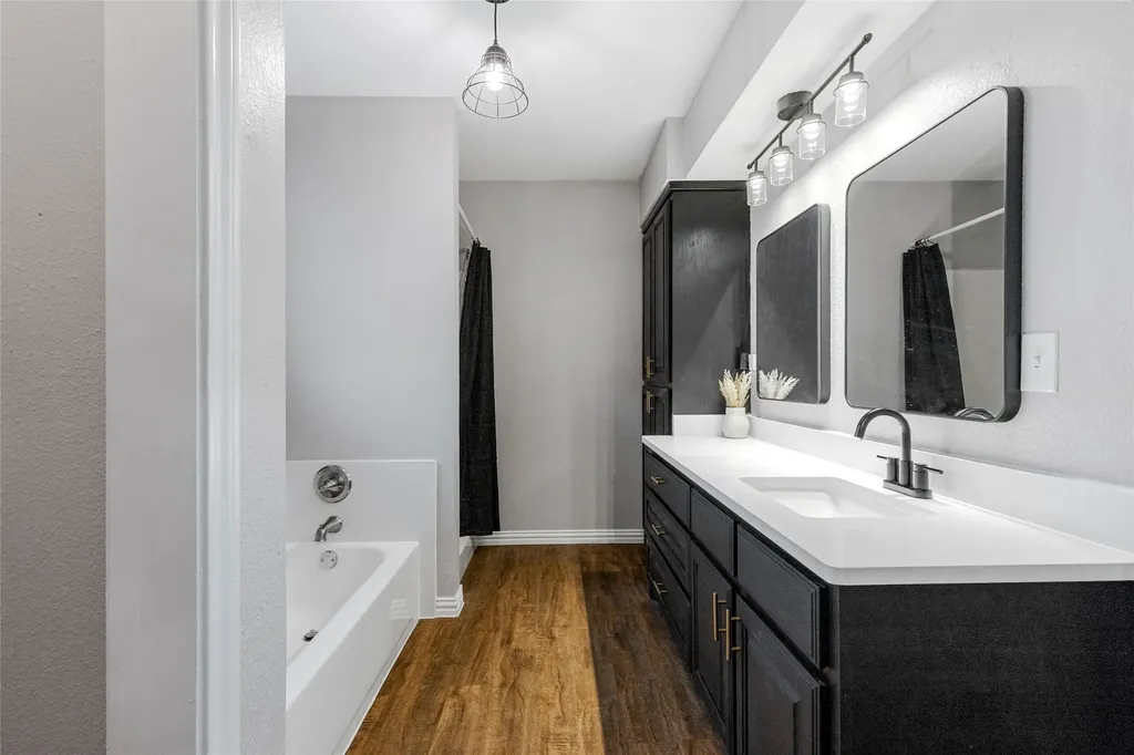 330 Pr 281 Bonham TX 75418