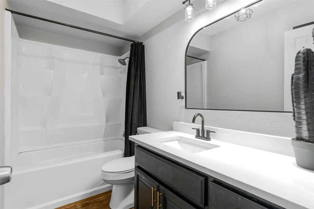 330 Pr 281 Bonham TX 75418